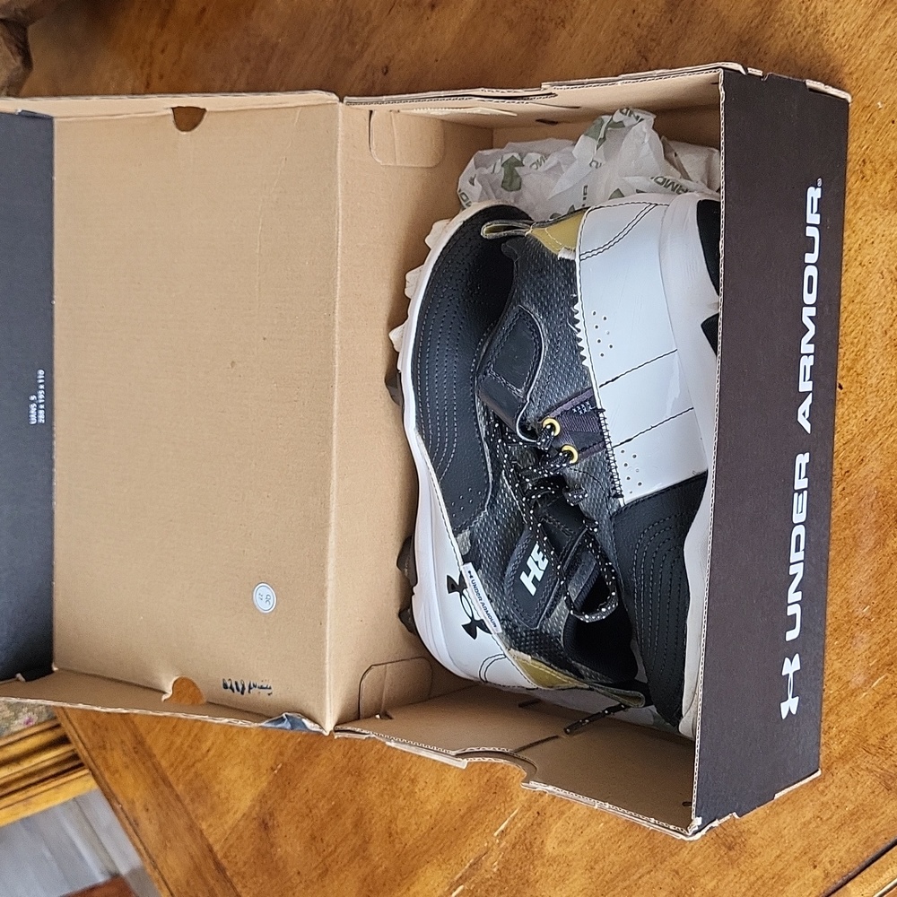 Boys nike cleats